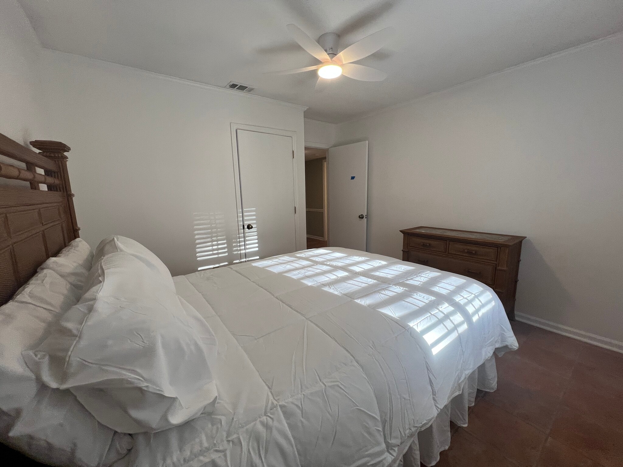 Bedroom three with queen bed - 902 Penn Waller Rd
