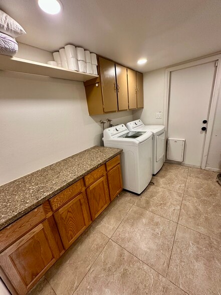 Building Photo - 4329 Murillo St