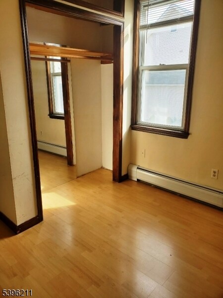 Building Photo - 35 Alaska St