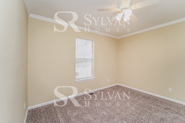 Building Photo - 8919 Vicksburg Rd