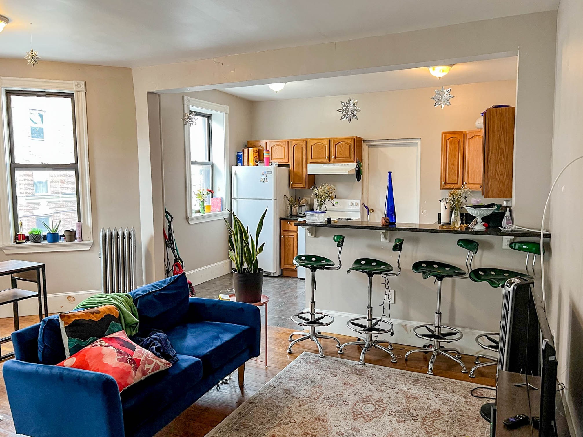 Building Photo - 1066 Commonwealth Ave