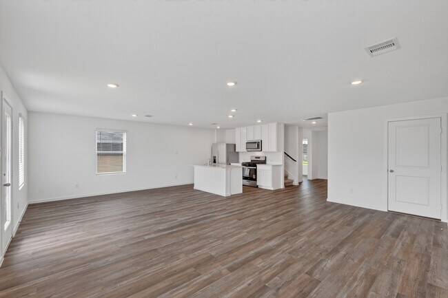 Building Photo - 40818 Hawthorne Glades St