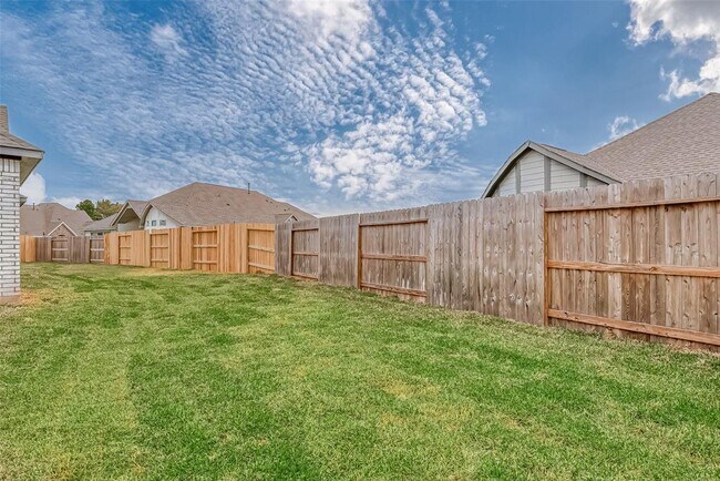 Building Photo - 1343 Vinter Mdws Ln