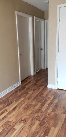 Building Photo - 1129 N Kansas St