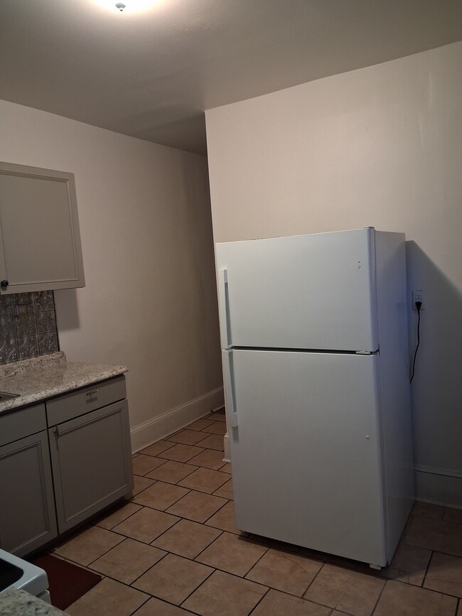 Building Photo - 917 N Lombard St