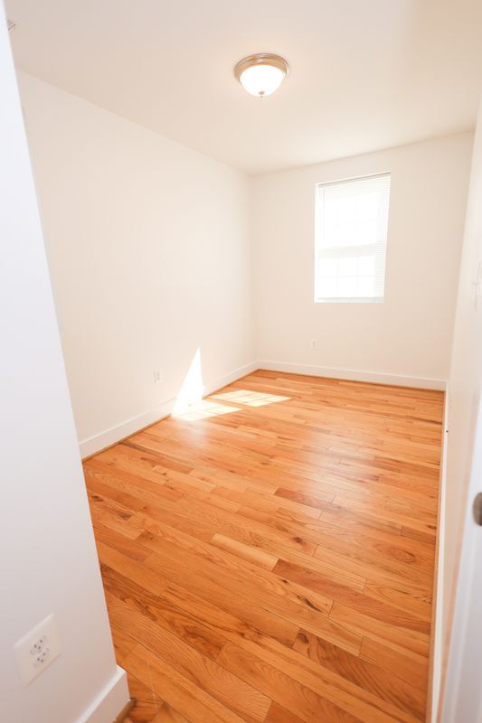Building Photo - 4255 Eads St NE