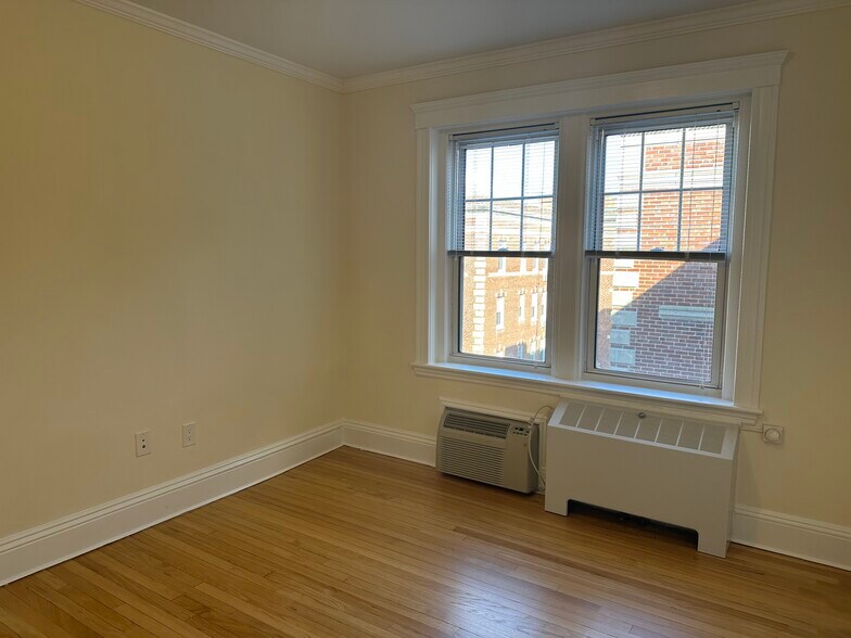 Building Photo - 20 Chauncy St