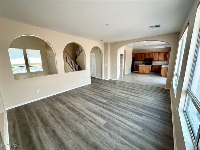 Building Photo - 11740 Via Esperanza St