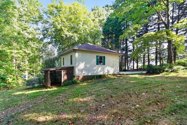 Building Photo - 151 Seagrove Ln
