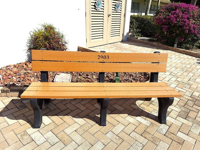 Building Photo - 2903 Victoria Cir