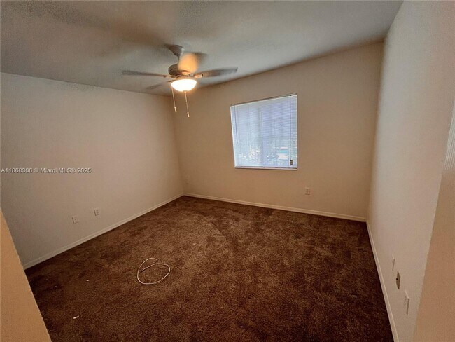 Building Photo - 6529 Emerald Dunes Dr