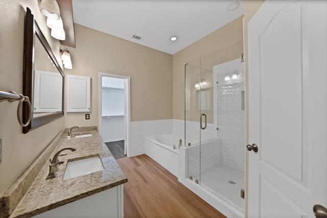 Building Photo - 5708 McKinley Ln
