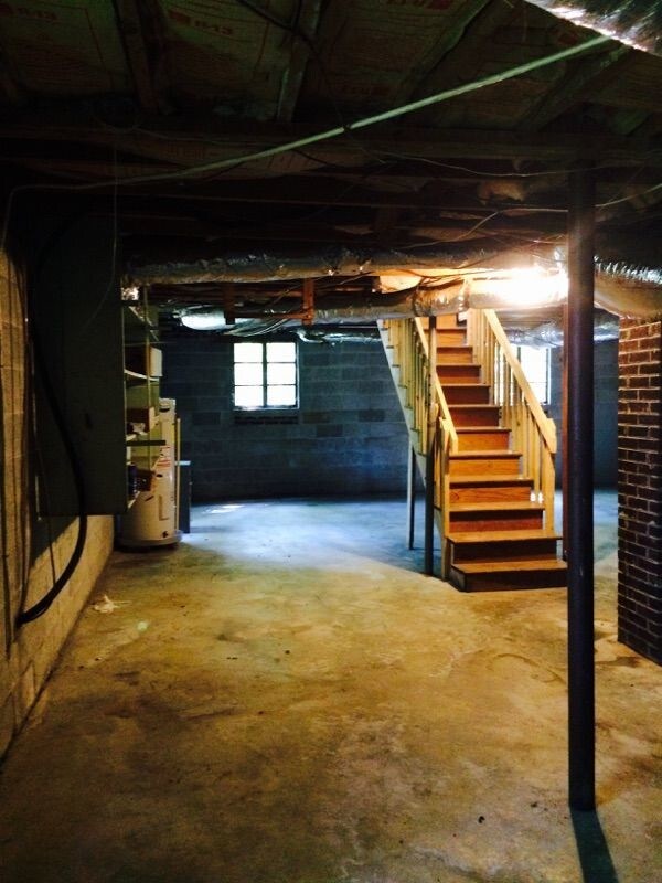 Building Photo - 2BR Home Close to Downtown  Timmons Park