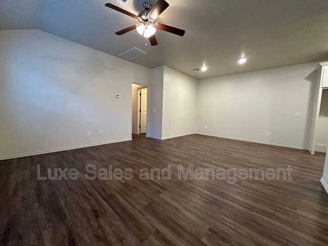 Building Photo - 412 Chalk Hill Ct
