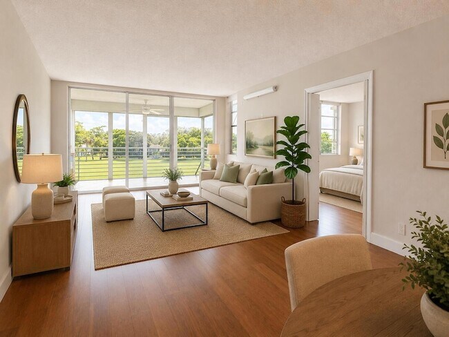 Building Photo - 4030 W Palm Aire Dr