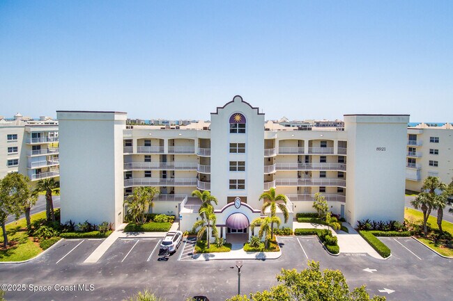 Building Photo - 8921 Lake Dr