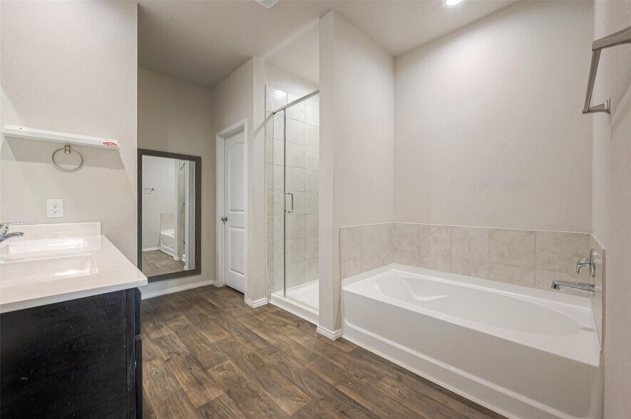Building Photo - 4110 Rapallo Ct