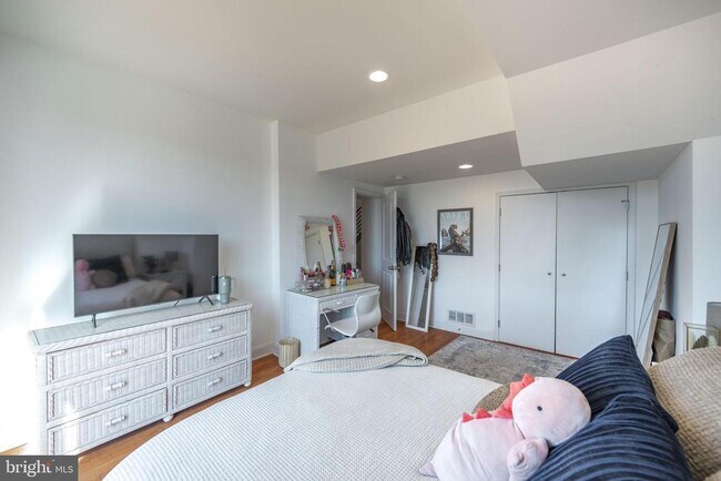 Building Photo - 4066 Manayunk Ave