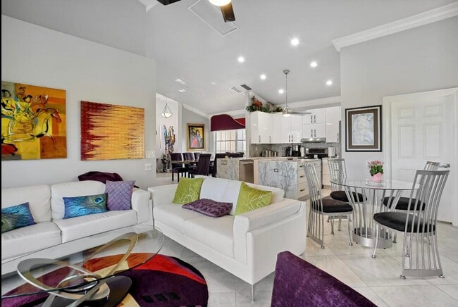 Building Photo - 7823 Bridlington Dr