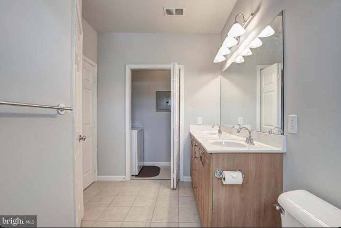 Building Photo - 12120 Garden Ridge Ln