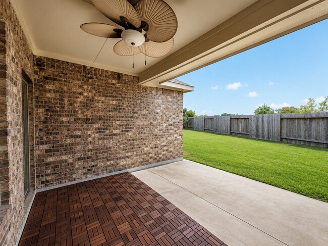 Building Photo - 7506 Amber Village Cir