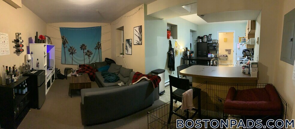 Building Photo - 883 Huntington Ave