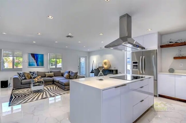 Building Photo - 10010 SW 162nd St