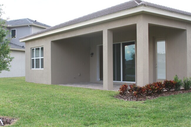 Building Photo - 30268 Southernwood Ct