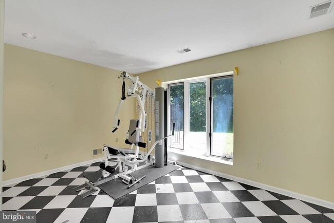 Building Photo - 8901 Iron Gate Ct