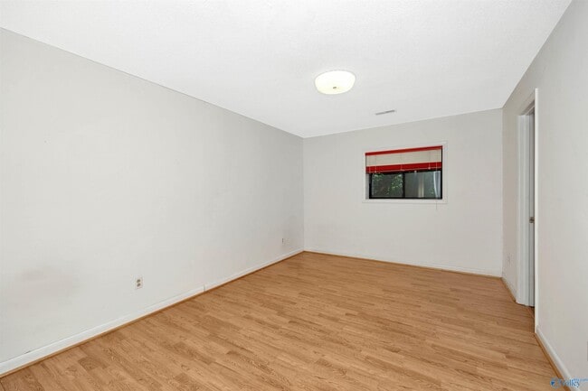 Building Photo - 286 Springhill Rd NW