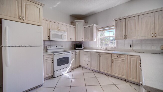 Building Photo - 20400 SW 328th St