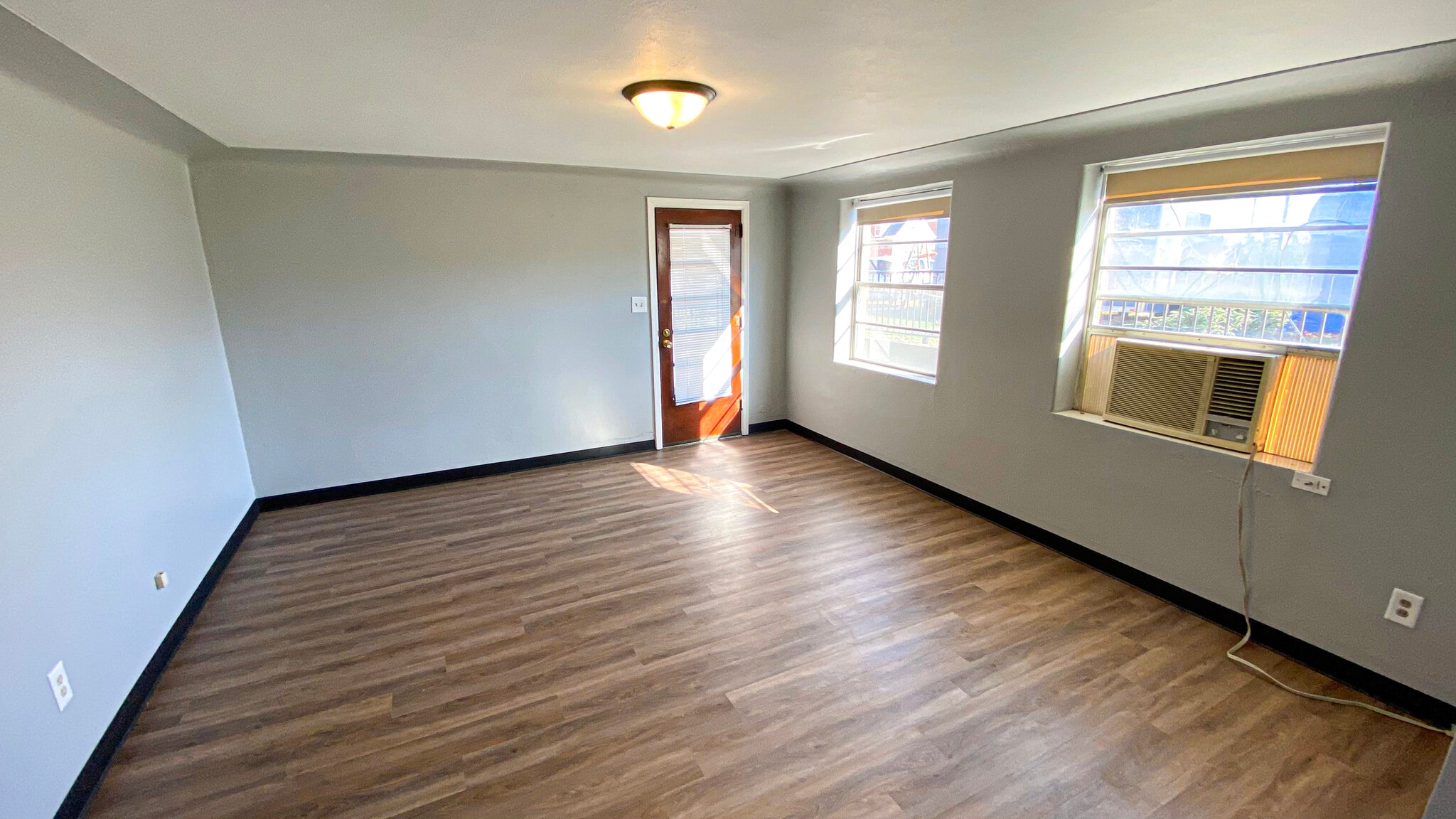 Studio - 227 W Dunklin St