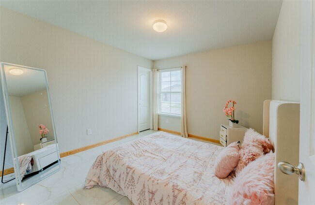 Building Photo - 5431 Tindarey Bluff Trail