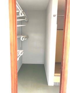 Building Photo - 3200 NE 5th Ct