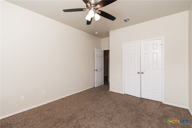 Building Photo - 6509 Creek Land Rd