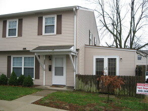 Building Photo - Pike Twp - 3 BR