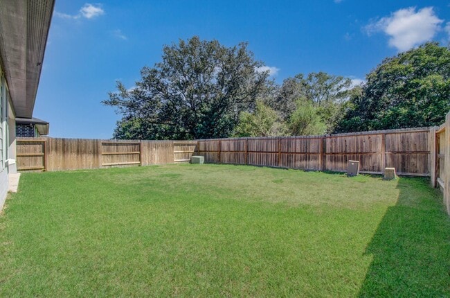 Building Photo - 5047 Natchez Trce