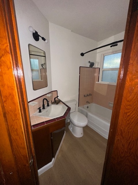 Building Photo - 14435 Califa St