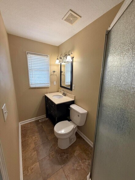 Building Photo - 1012 Elaine Trail