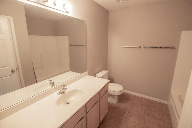 Building Photo - 4006 Snowy Owl Dr