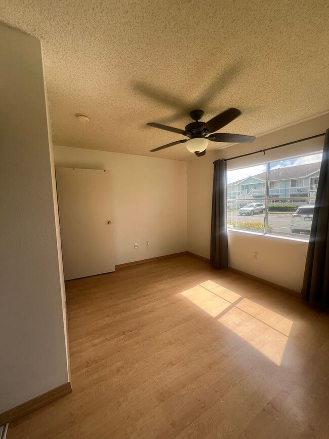 Building Photo - 1 Bed 1 Bath 2 Parking in Mililani