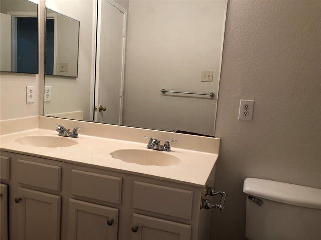 Building Photo - 2503 Cherry Dr