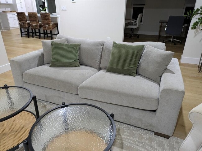 Building Photo - 1455 Fairway Dr