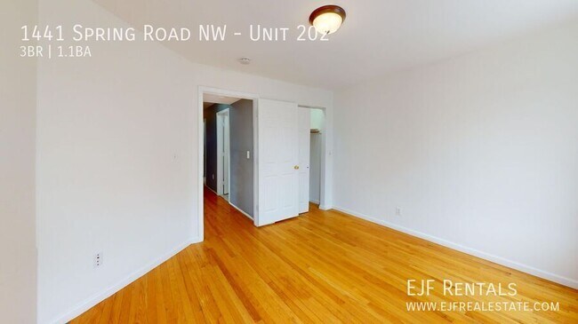 Building Photo - 1441 Spring Rd NW