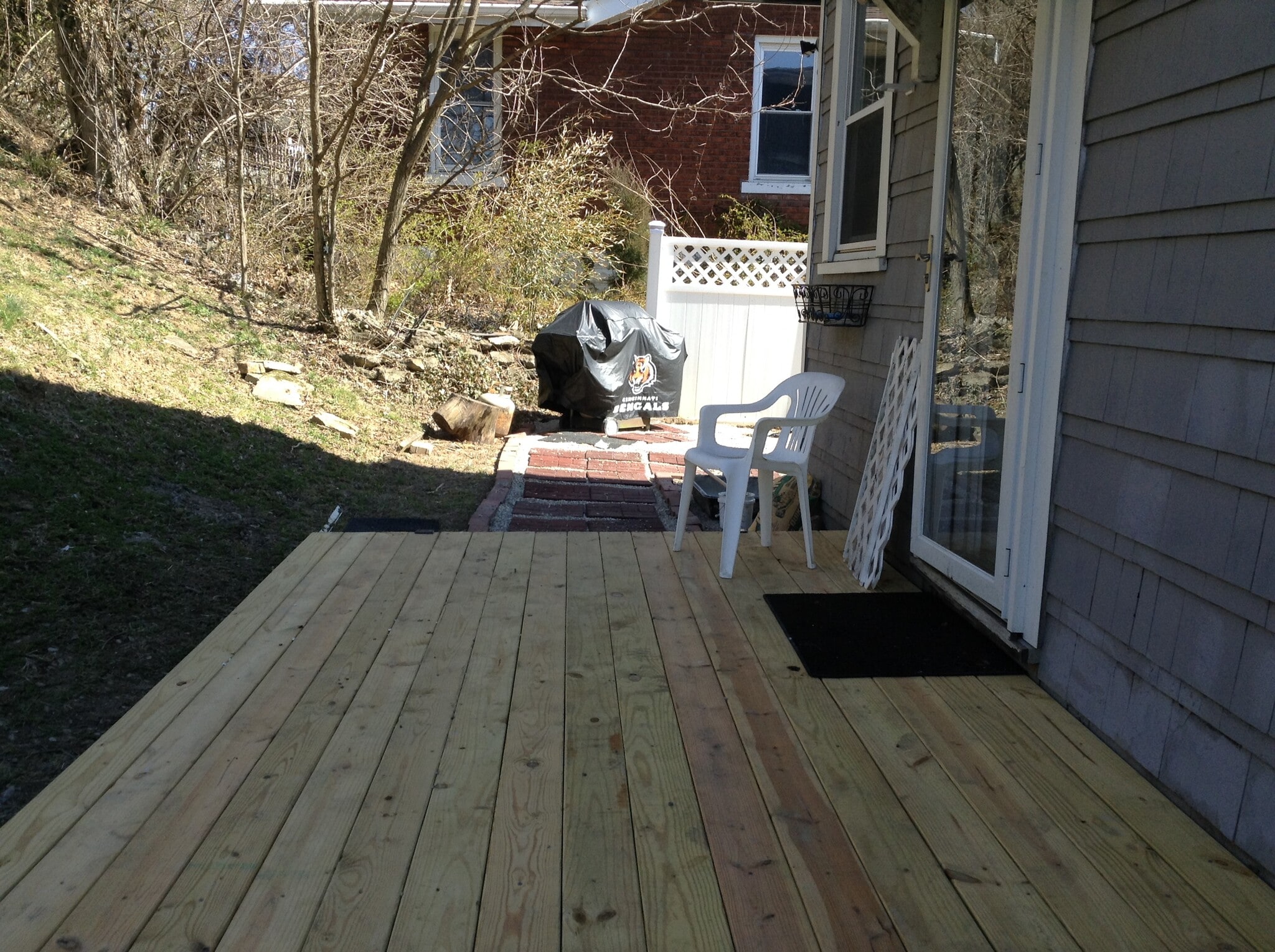 backyard deck/grill/patio - 116 North Street