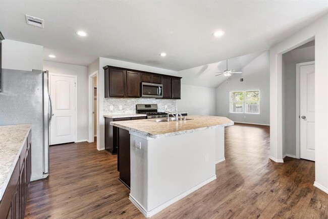 Building Photo - 14102 Locke Pt Ct