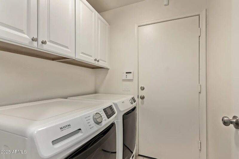 Building Photo - 15461 S 47th Pl