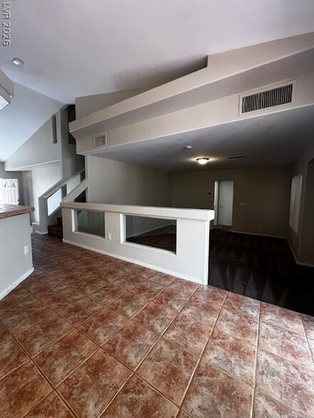 Building Photo - 10046 S Mesquite Fork Ct