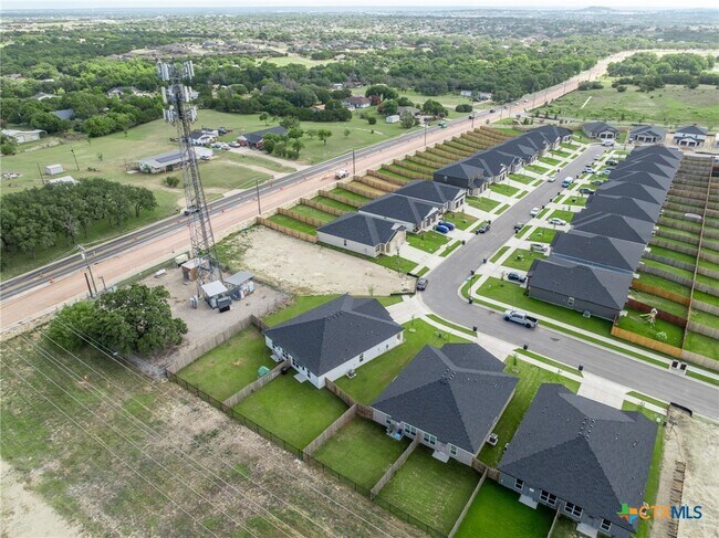 Building Photo - 8901 Prickly Ash Dr