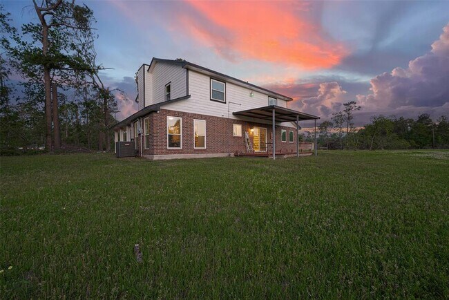 Building Photo - 17926 Country Pl Dr